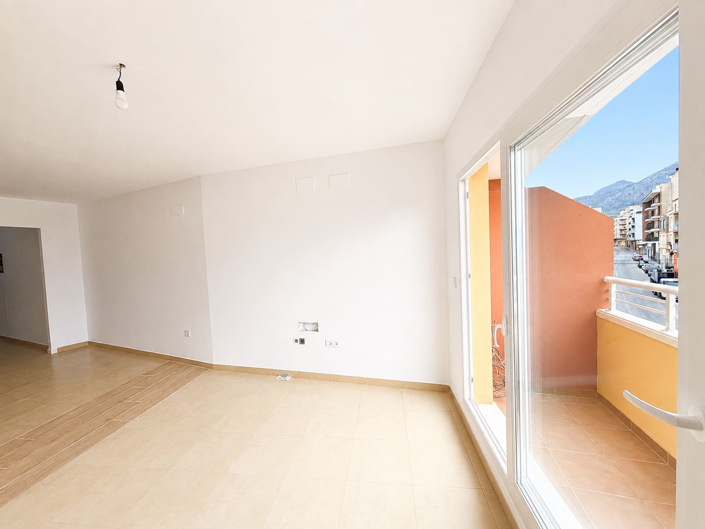3 bedroom Flat for sale in Pego with pool garage - € 185,000 (Ref: 9998116)