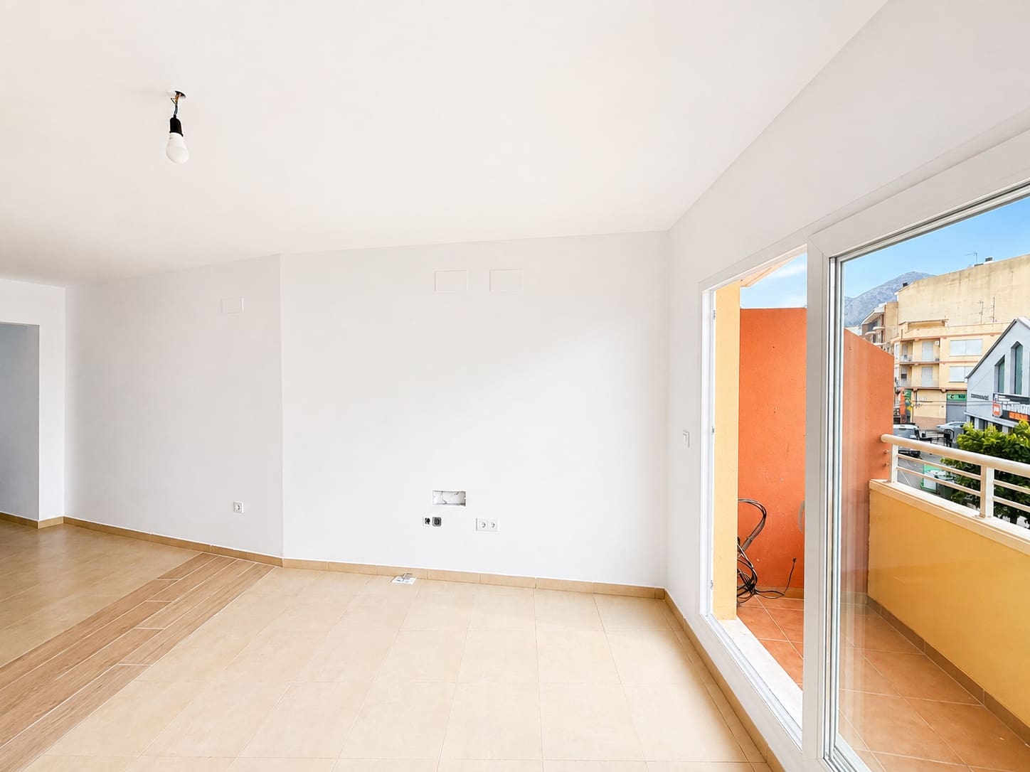 3 bedroom Flat for sale in Pego with pool garage - € 185,000 (Ref: 9998116)