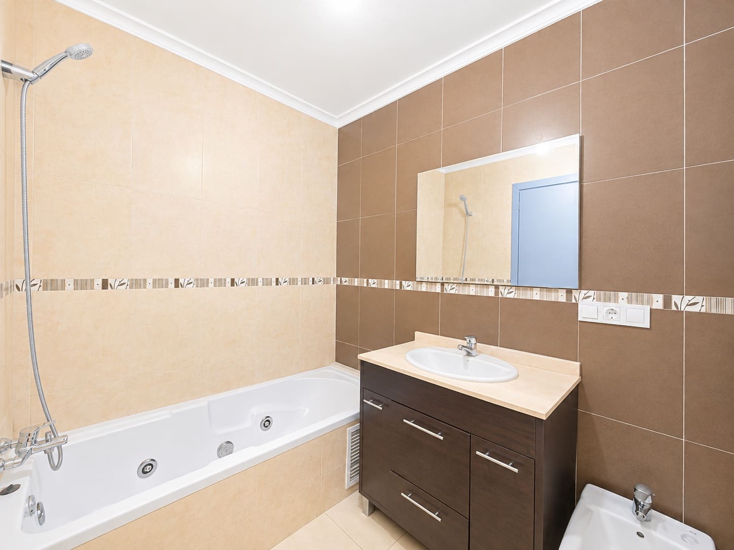 3 bedroom Flat for sale in Pego with pool garage - € 185,000 (Ref: 9998116)