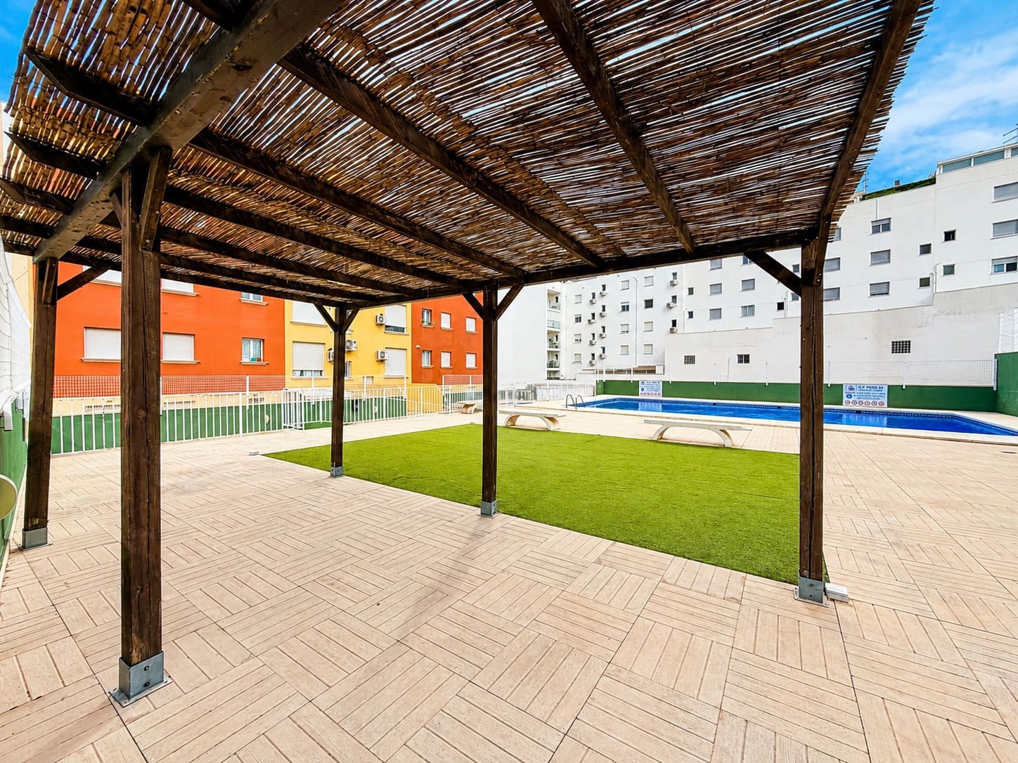 3 bedroom Flat for sale in Pego with pool garage - € 185,000 (Ref: 9998116)