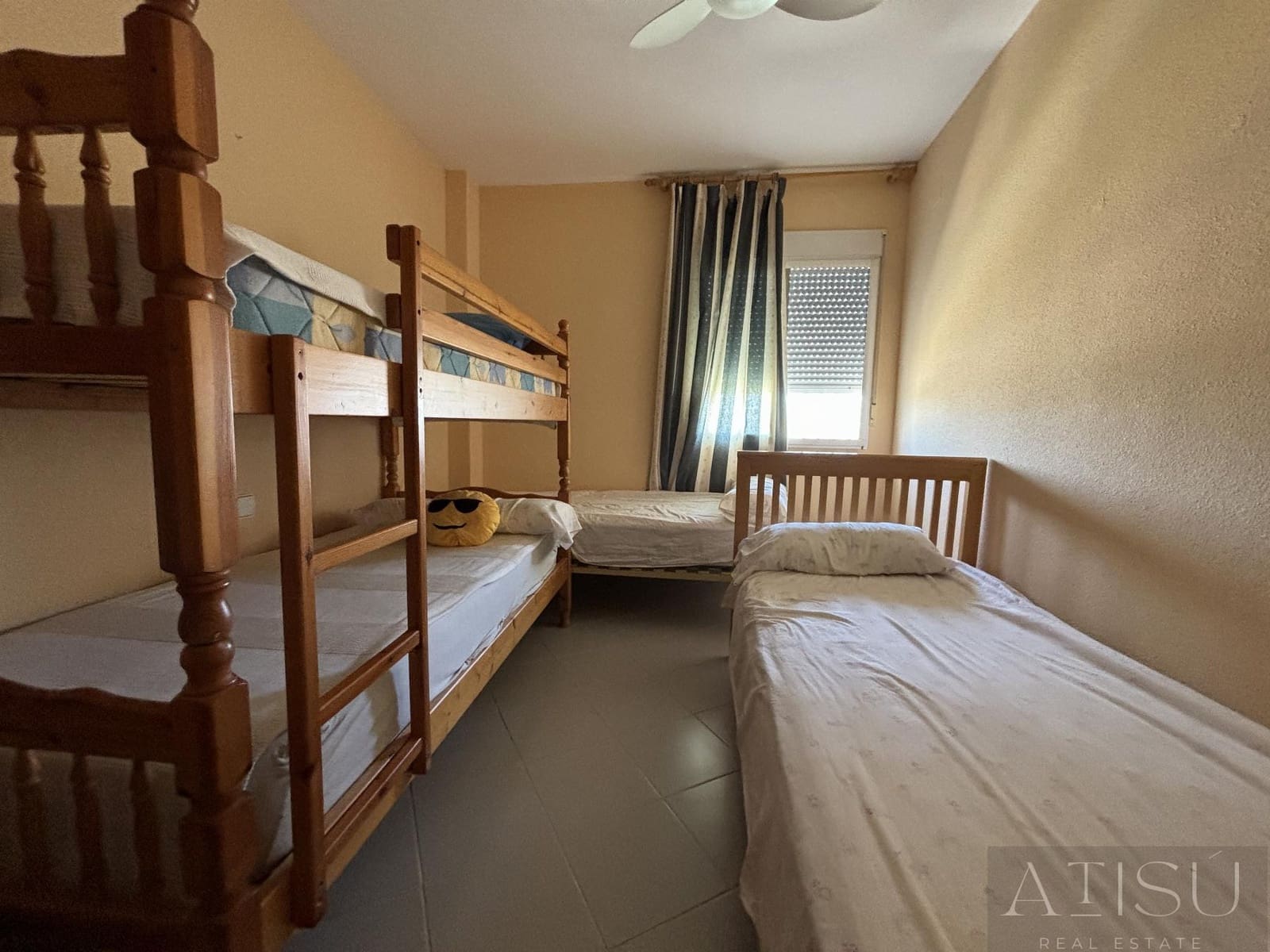 3 quarto Apartamento para arrendar em El Campello com piscina garagem - 1 200 € (Ref: 10016827)
