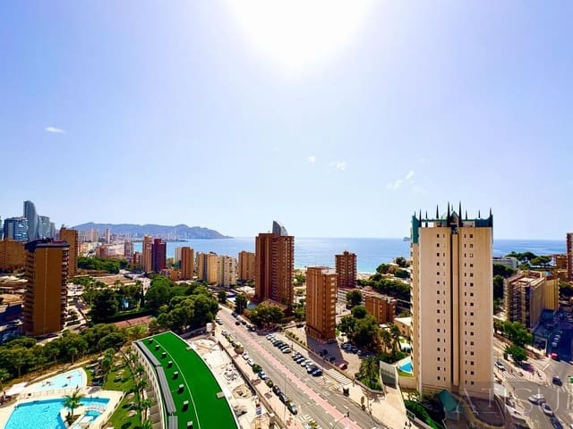3 makuuhuone Kattohuoneisto myytävänä paikassa Playa Poniente, Benidorm mukana uima-altaan 
autotalli - 720 000 € (Ref: 10016828)