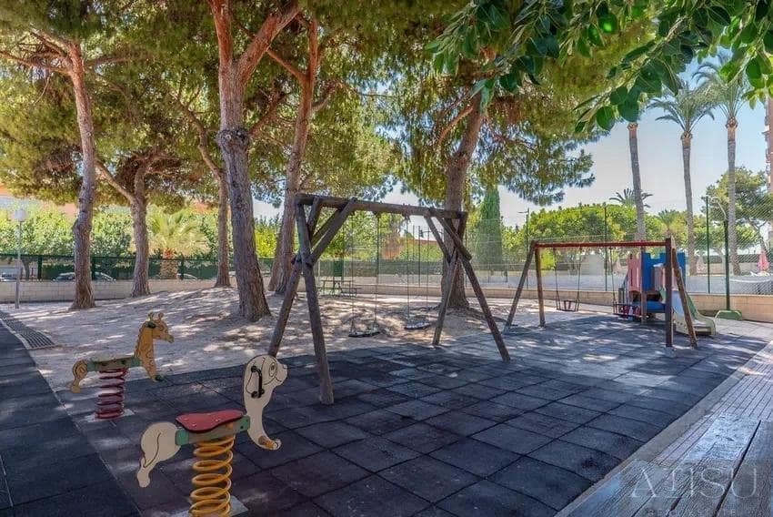 3 soverom Leilighet til salgs i El Campello med svømmebasseng - € 399 000 (Ref: 10023359)