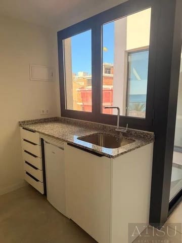 Apartment for sale in El Campello with garage - € 2,200,000 (Ref: 10033250)