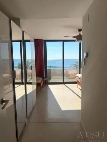 Apartment for sale in El Campello with garage - € 2,200,000 (Ref: 10033250)
