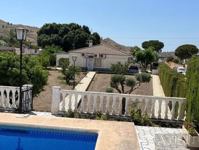 4 quarto Moradia para venda em El Campello com piscina garagem - 370 000 € (Ref: 10033251)