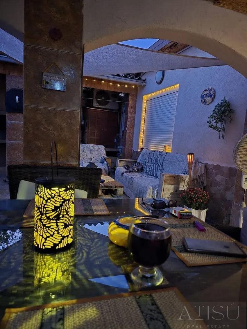 3 sovrum Villa till salu i El Campello med pool garage - 345 000 € (Ref: 10033252)
