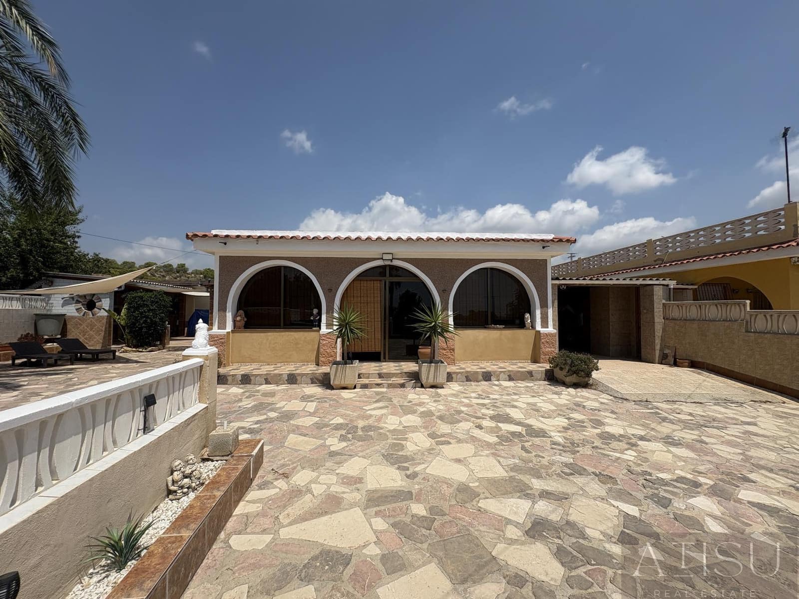 3 sovrum Villa till salu i El Campello med pool garage - 345 000 € (Ref: 10033252)