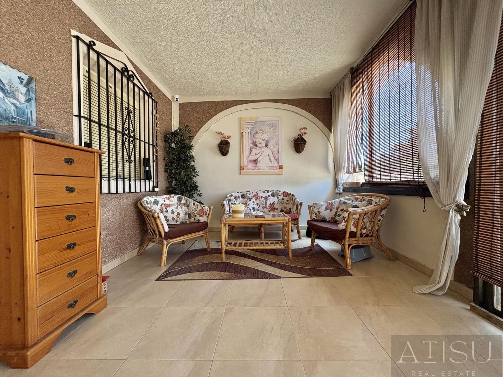 3 sovrum Villa till salu i El Campello med pool garage - 345 000 € (Ref: 10033252)