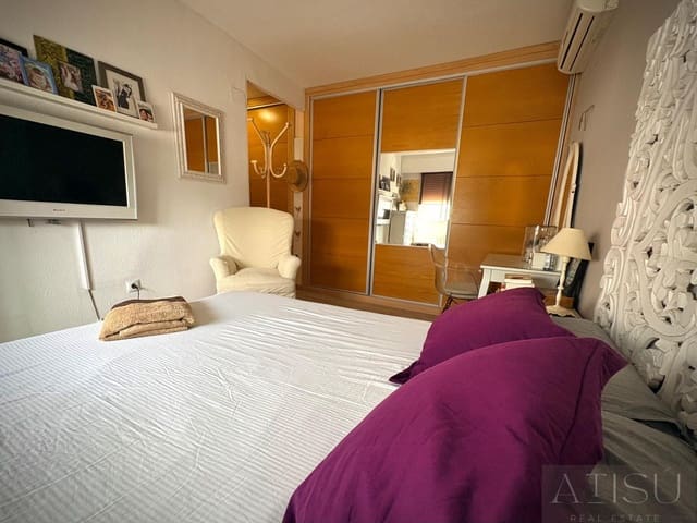 2 makuuhuone Omakotitalo myytävänä paikassa Playa Poniente, Benidorm mukana uima-altaan 
autotalli - 269 000 € (Ref: 10036219)