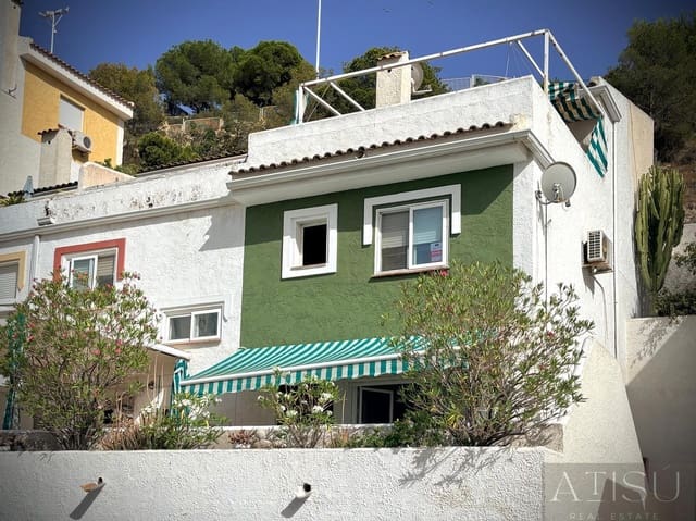 2 makuuhuone Omakotitalo myytävänä paikassa Playa Poniente, Benidorm mukana uima-altaan 
autotalli - 269 000 € (Ref: 10036219)