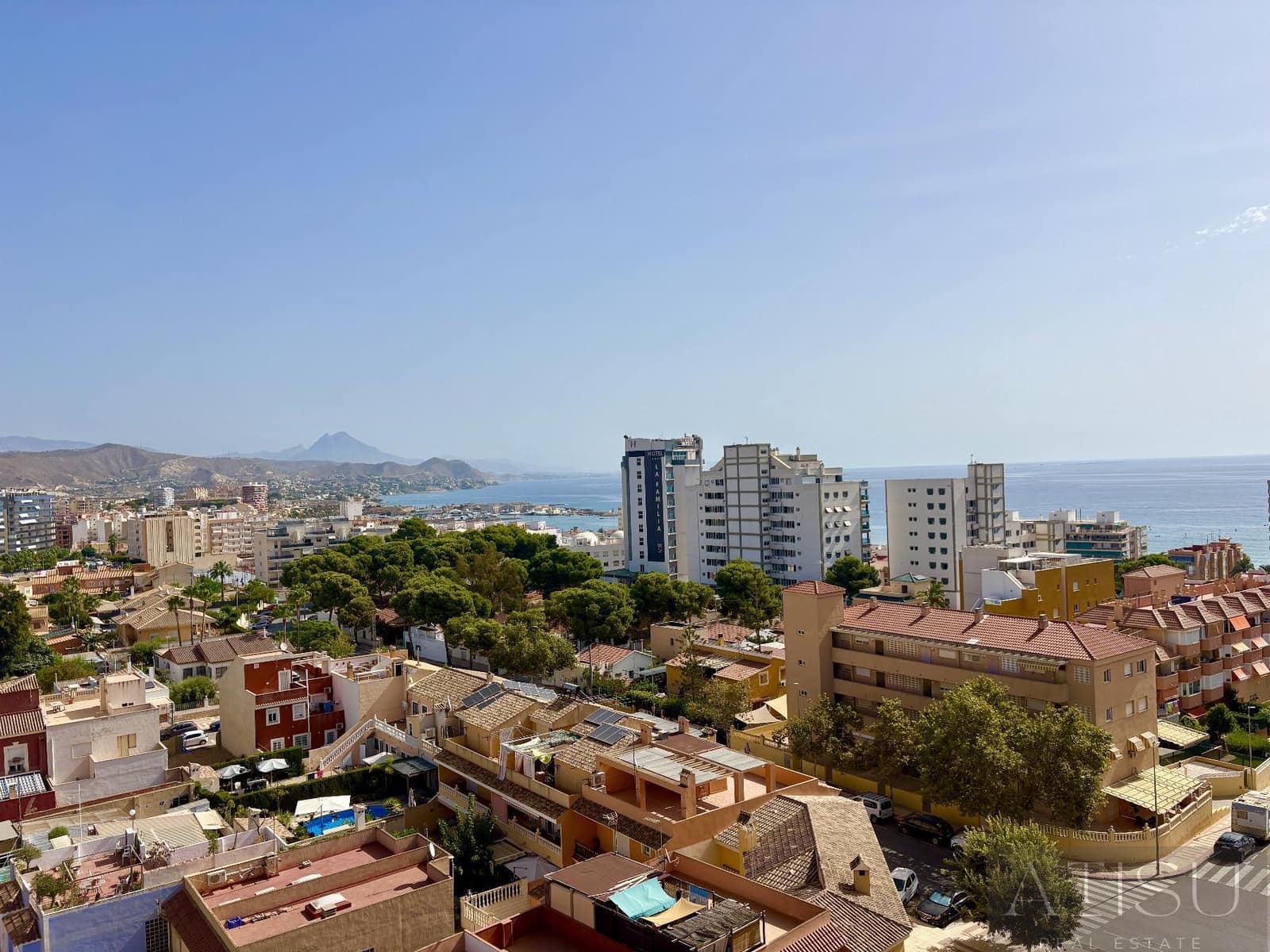 3 quarto Apartamento para venda em El Campello com piscina garagem - 370 000 € (Ref: 10042215)