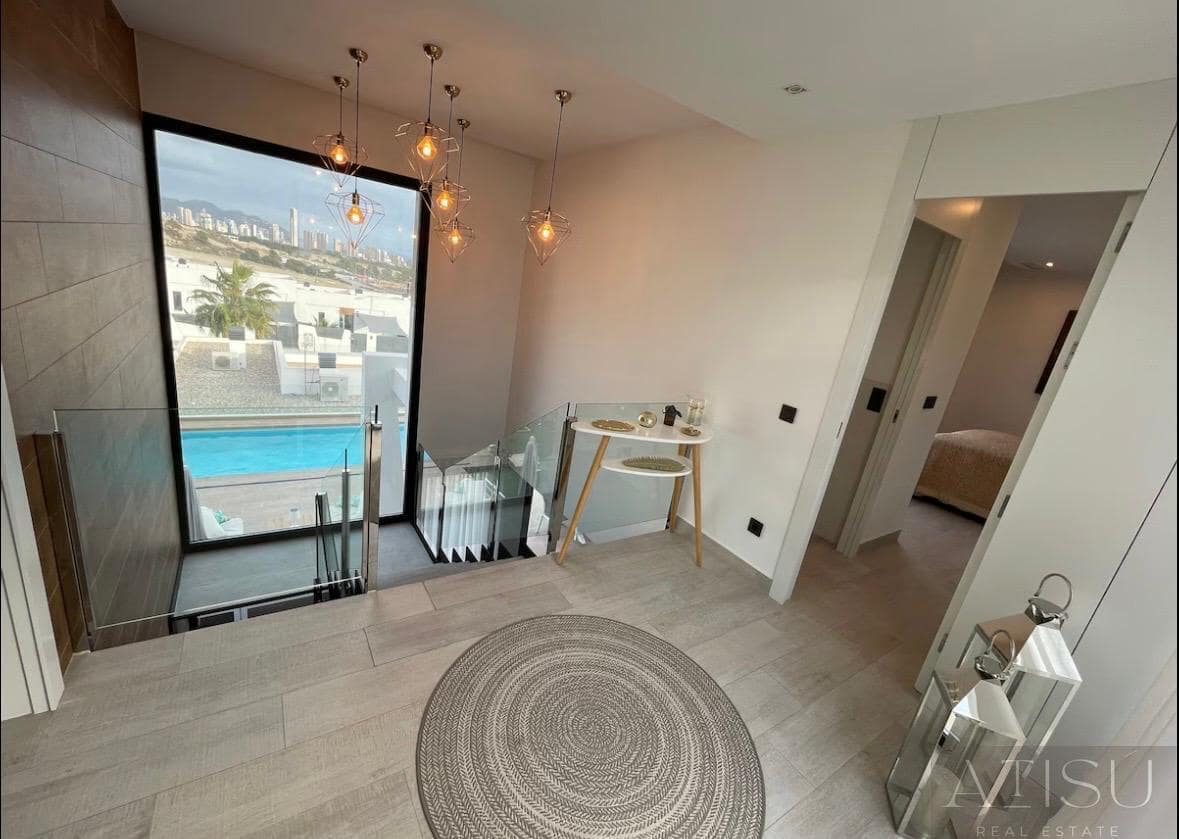 3 makuuhuone Huvila vuokrattavana paikassa Finestrat mukana uima-altaan - 4 500 € (Ref: 10043275)