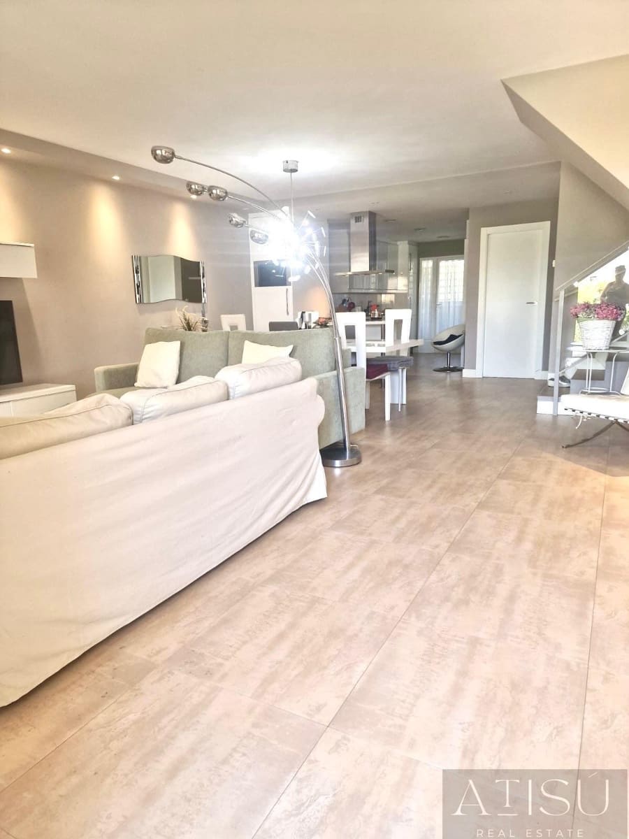 3 slaapkamer Villa te huur in Albir met zwembad garage - € 2.500 (Ref: 10070935)