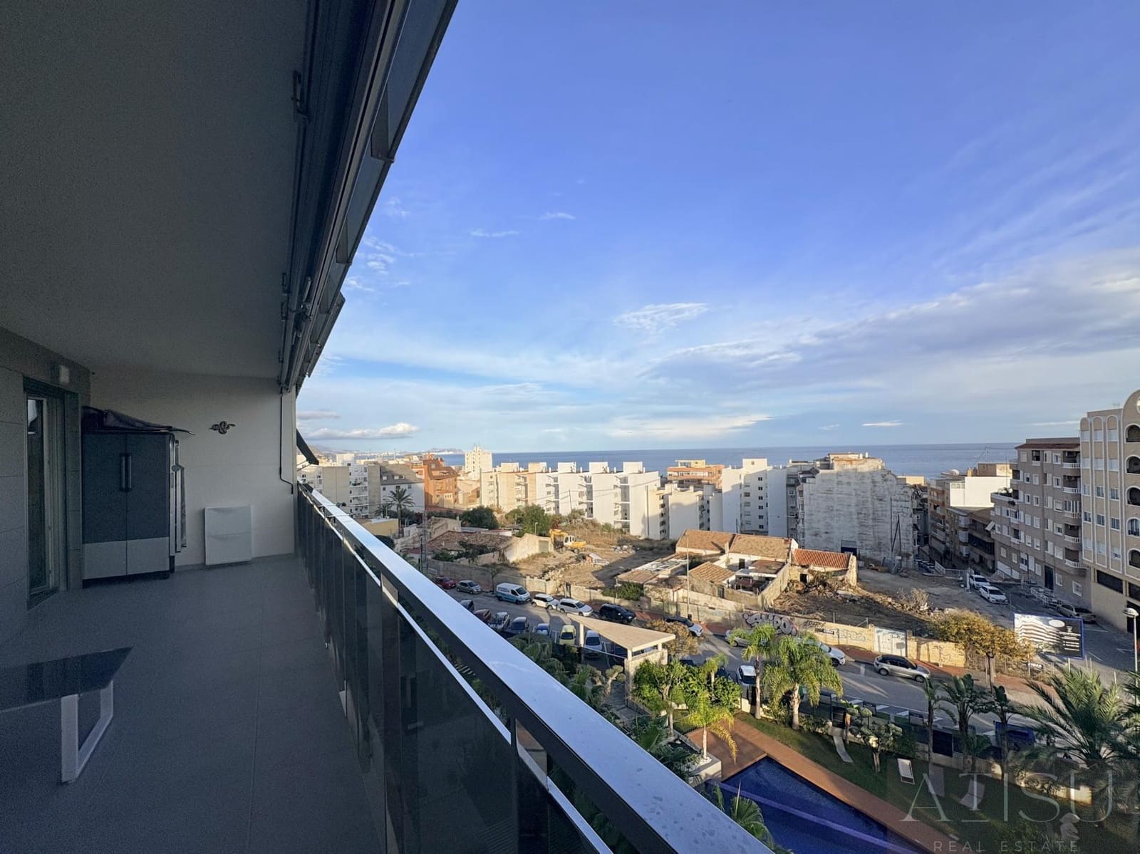 2 slaapkamer Flat te koop in El Campello met zwembad garage - € 477.000 (Ref: 10171962)