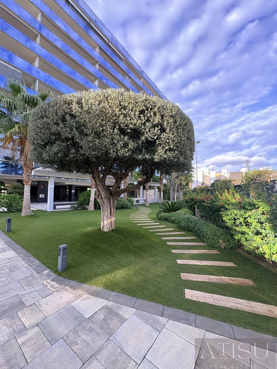 2 slaapkamer Flat te koop in El Campello met zwembad garage - € 477.000 (Ref: 10171962)