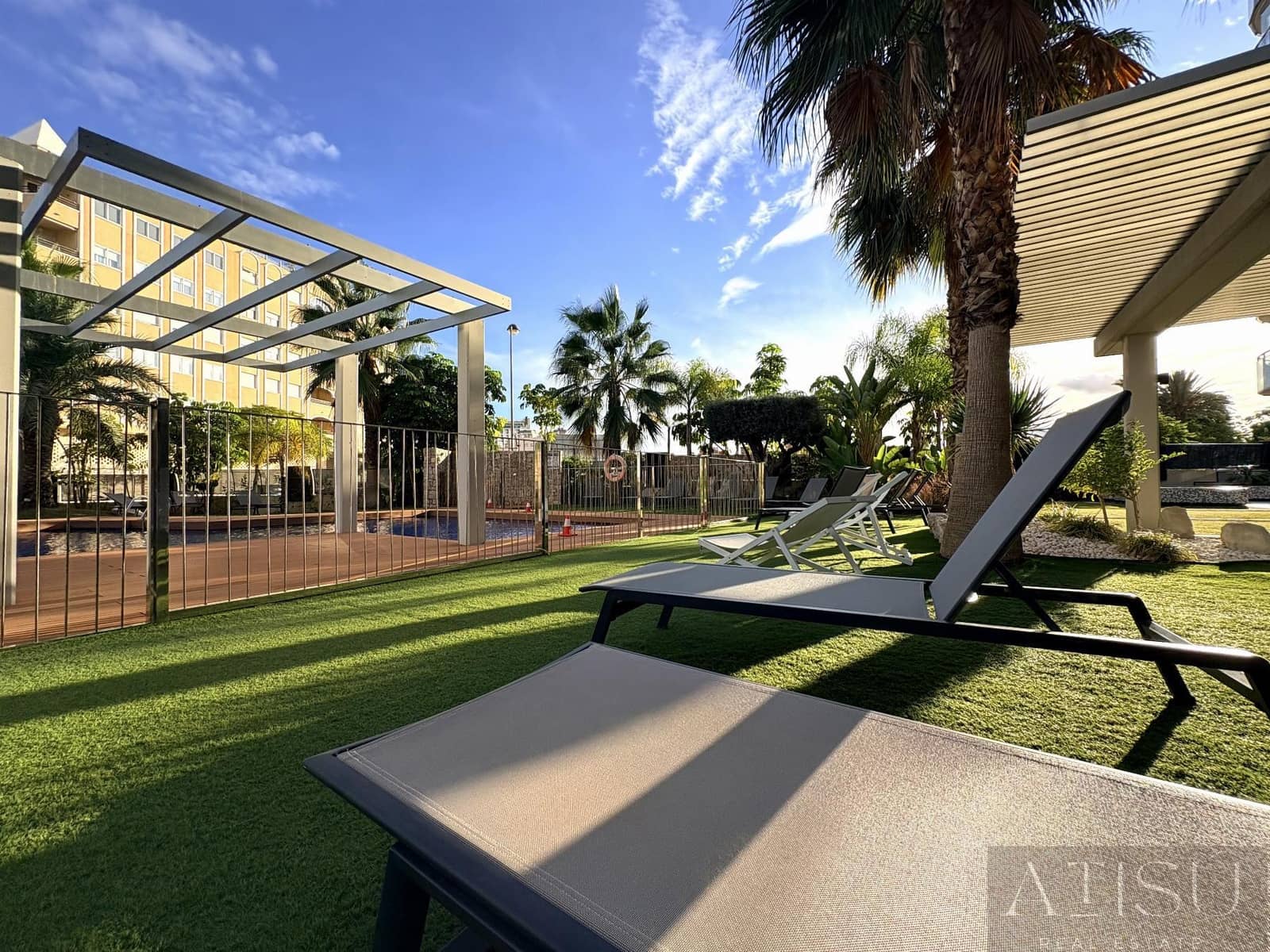 2 slaapkamer Flat te koop in El Campello met zwembad garage - € 477.000 (Ref: 10171962)