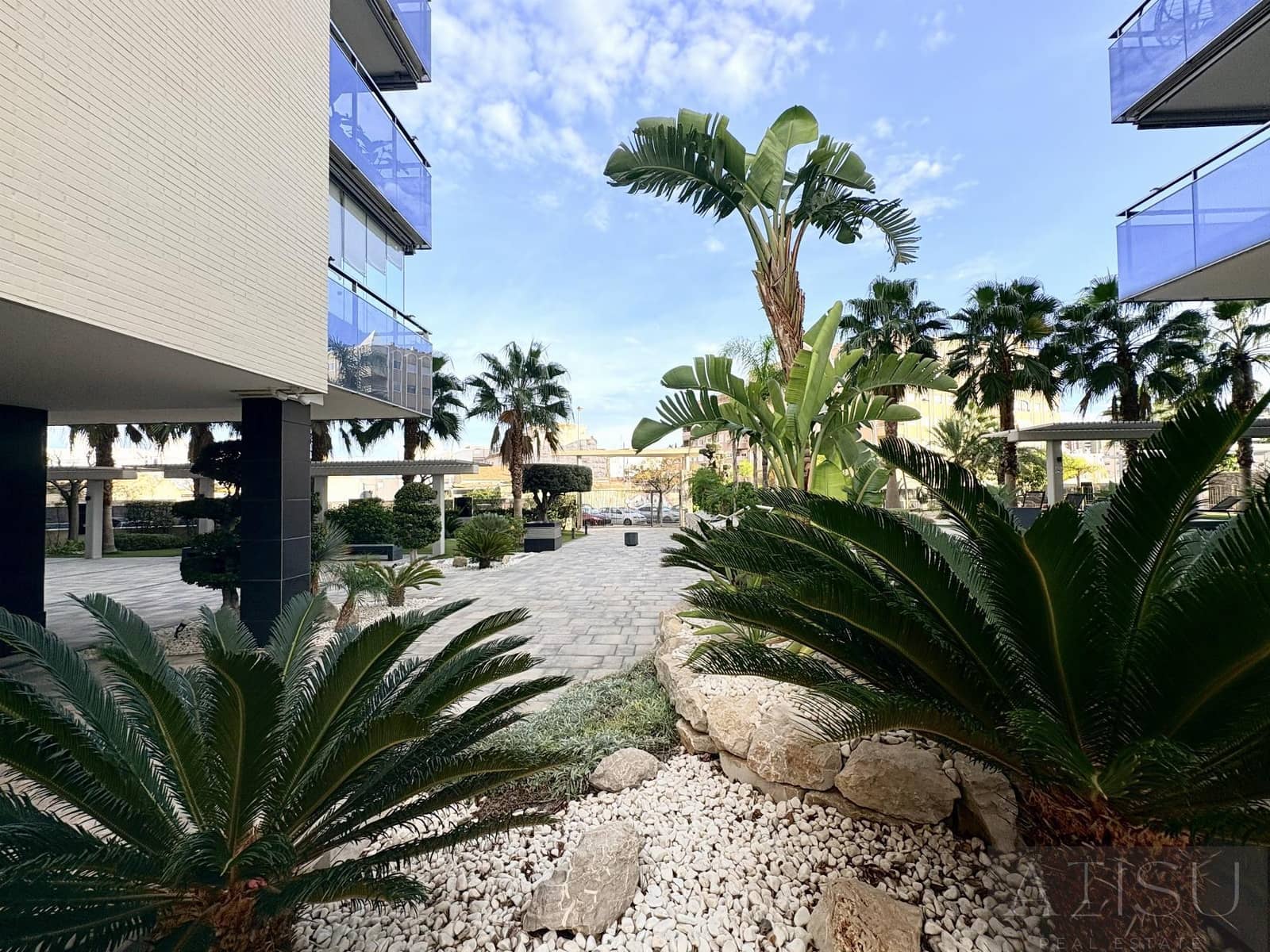 2 slaapkamer Flat te koop in El Campello met zwembad garage - € 477.000 (Ref: 10171962)
