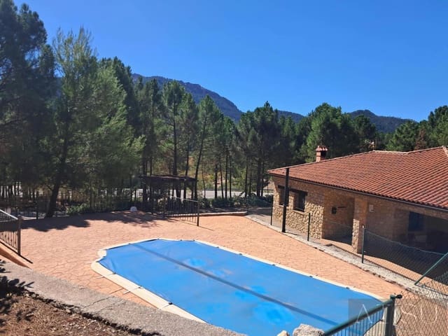 5 soverom Finca/Herregård til salgs i Riópar med svømmebasseng - € 485 000 (Ref: 10171964)