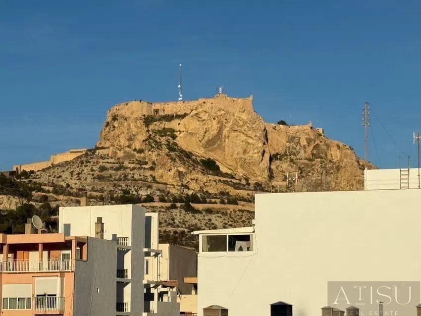 3 soveværelse Lejlighed til salg i Alicante by - € 620.000 (Ref: 10179621)