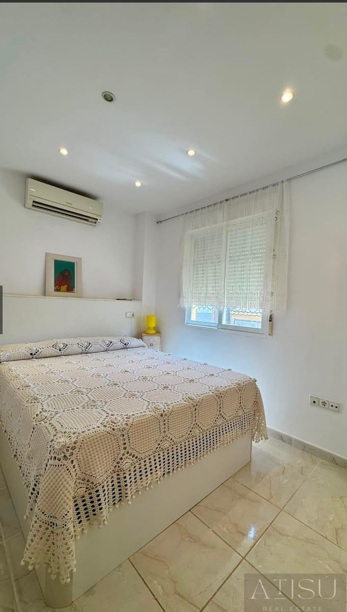 Chalet de 2 habitaciones en La Nucia en venta con piscina garaje - 420.000 € (Ref: 10179622)