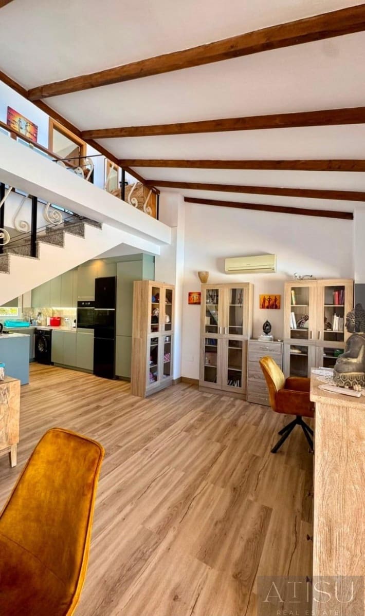 Chalet de 2 habitaciones en La Nucia en venta con piscina garaje - 420.000 € (Ref: 10179622)