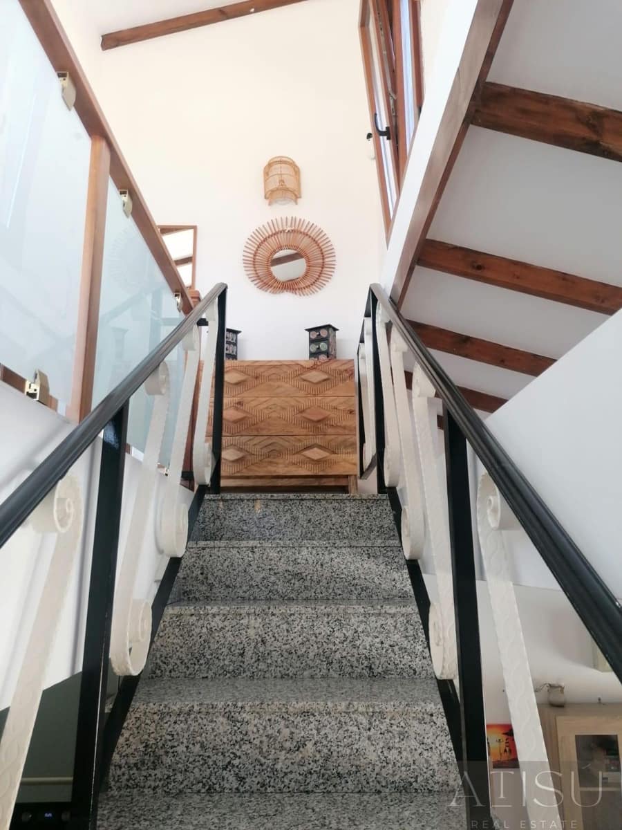 Chalet de 2 habitaciones en La Nucia en venta con piscina garaje - 420.000 € (Ref: 10179622)