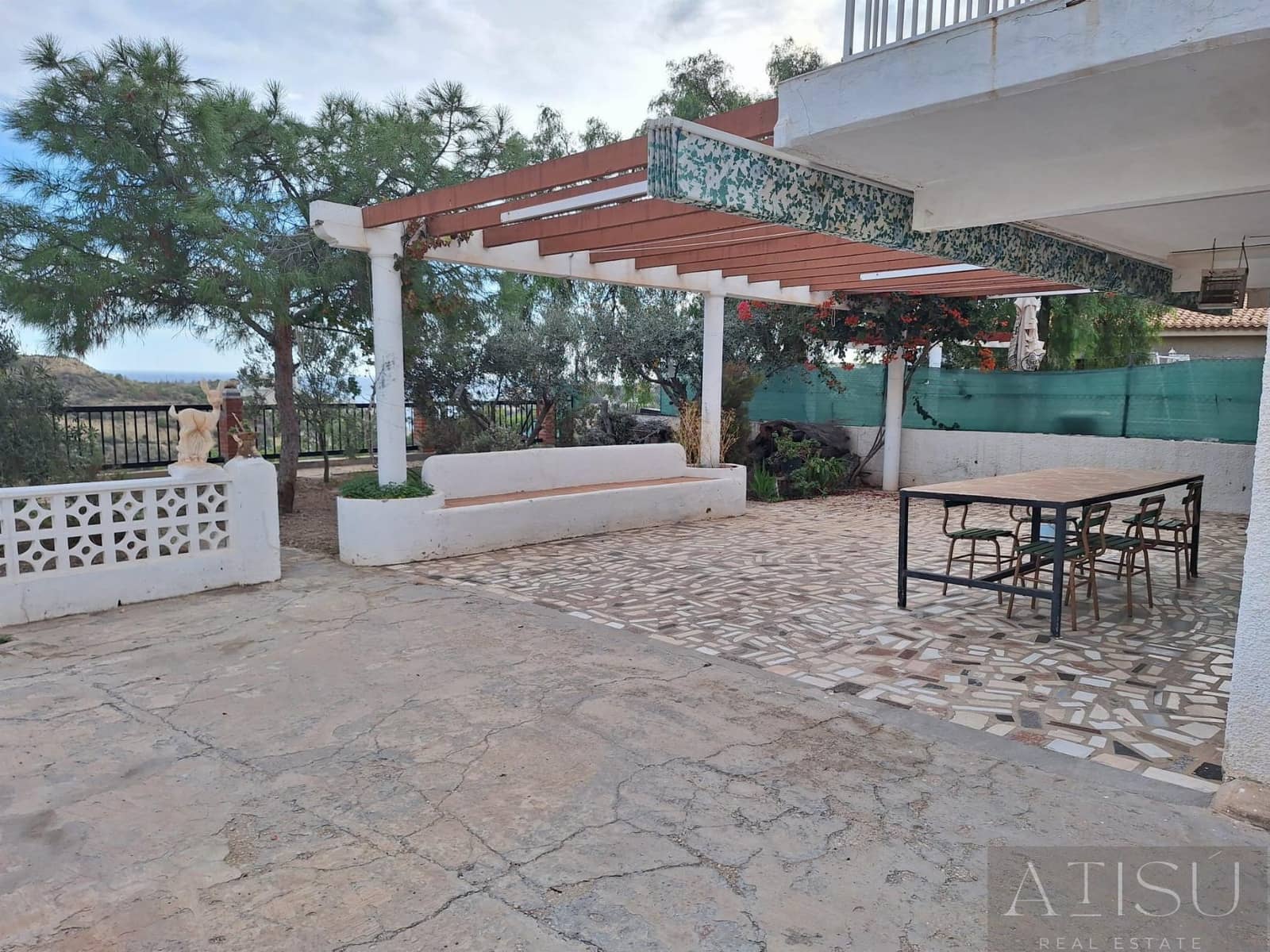 4 Zimmer Villa zu verkaufen in El Campello mit Garage - 275.000 € (Ref: 10180638)