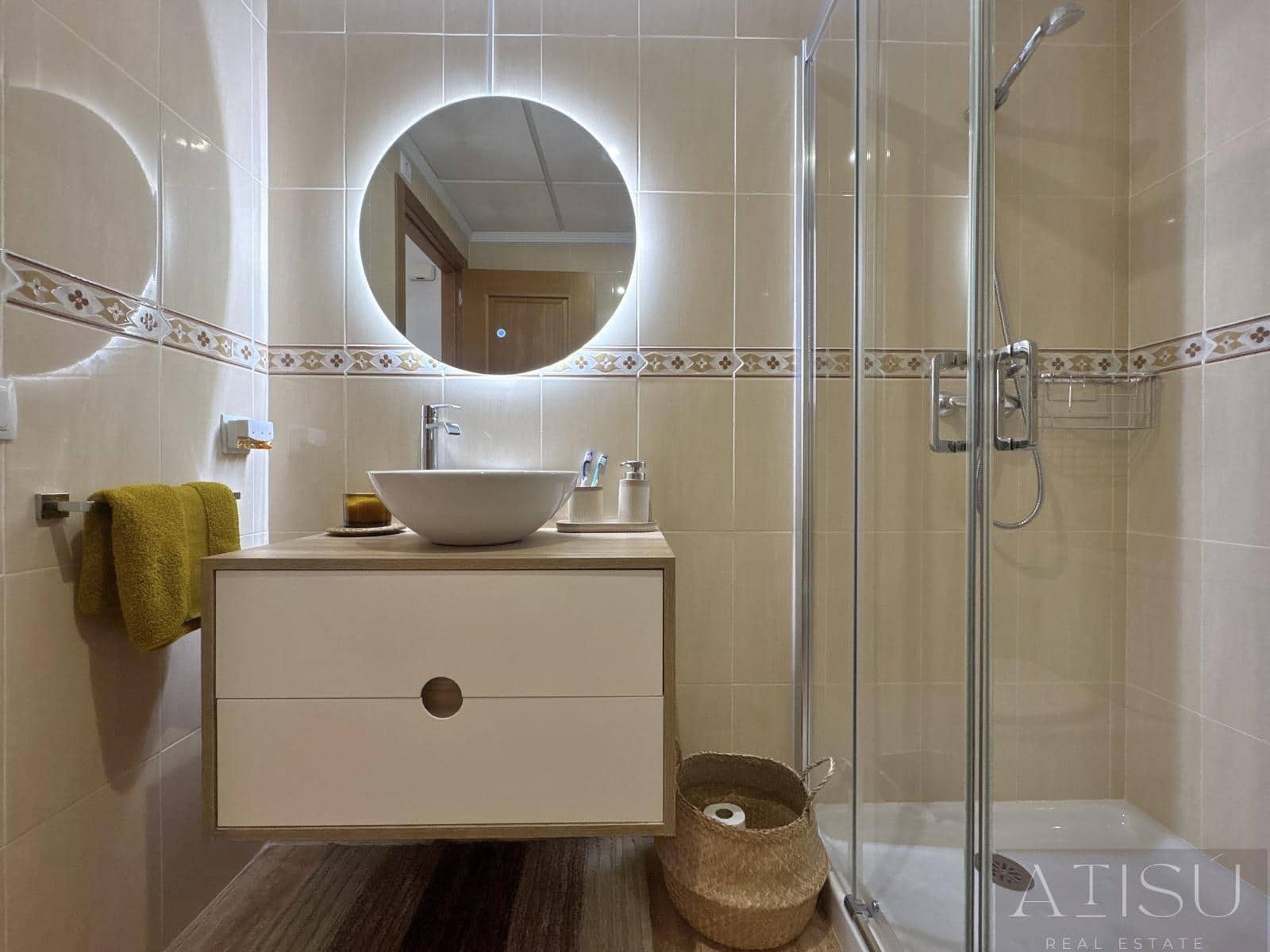 Pareado de 4 habitaciones en Calpe / Calp en venta con piscina garaje - 627.000 € (Ref: 9894811)