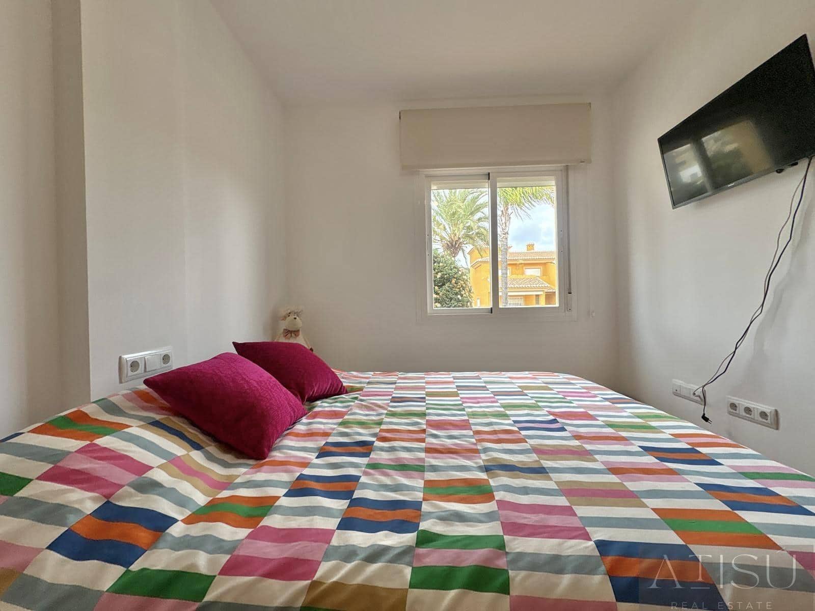 Pareado de 4 habitaciones en Calpe / Calp en venta con piscina garaje - 627.000 € (Ref: 9894811)