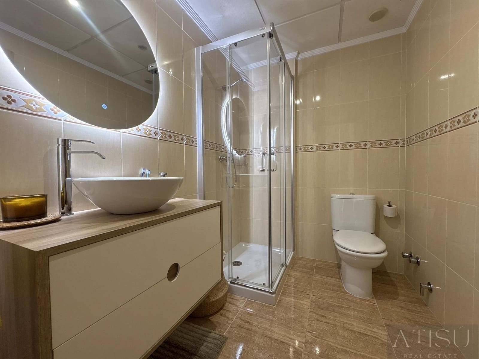 Pareado de 4 habitaciones en Calpe / Calp en venta con piscina garaje - 627.000 € (Ref: 9894811)