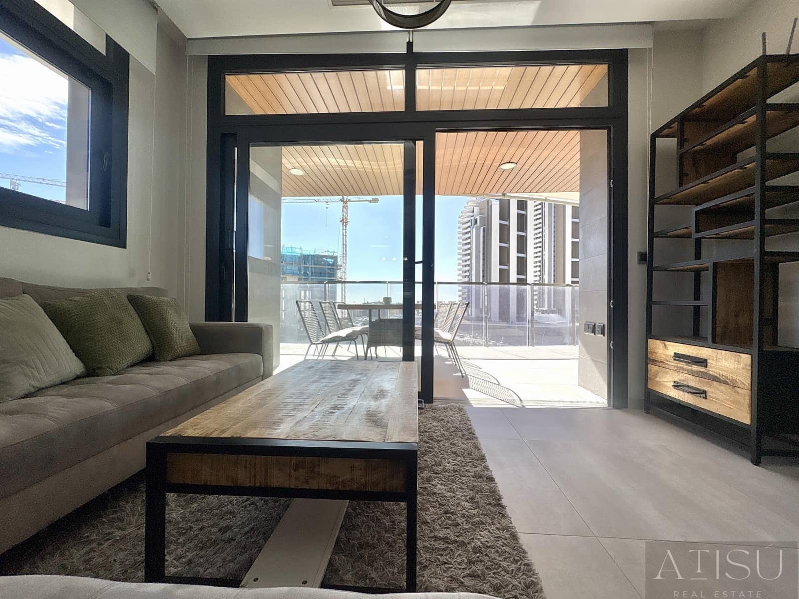3 bedroom Flat for sale in Benidorm with pool garage - € 599,000 (Ref: 9894814)