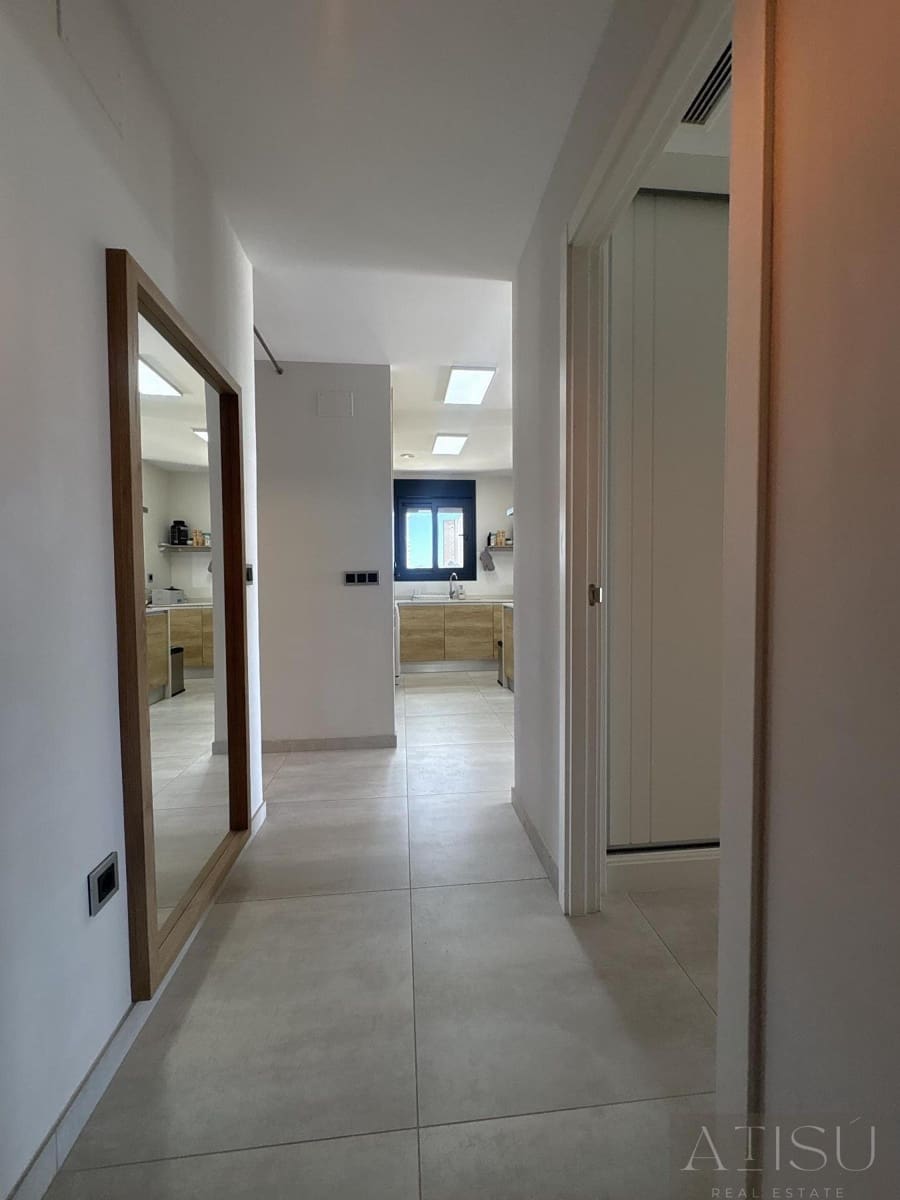 3 bedroom Flat for sale in Benidorm with pool garage - € 599,000 (Ref: 9894814)