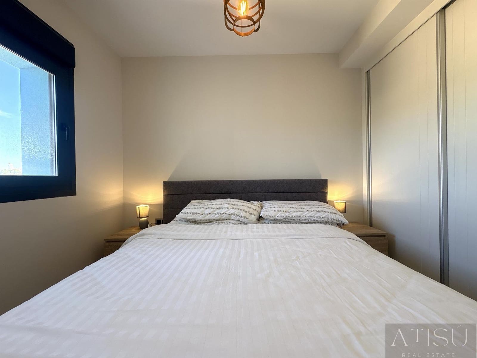 3 bedroom Flat for sale in Benidorm with pool garage - € 599,000 (Ref: 9894814)