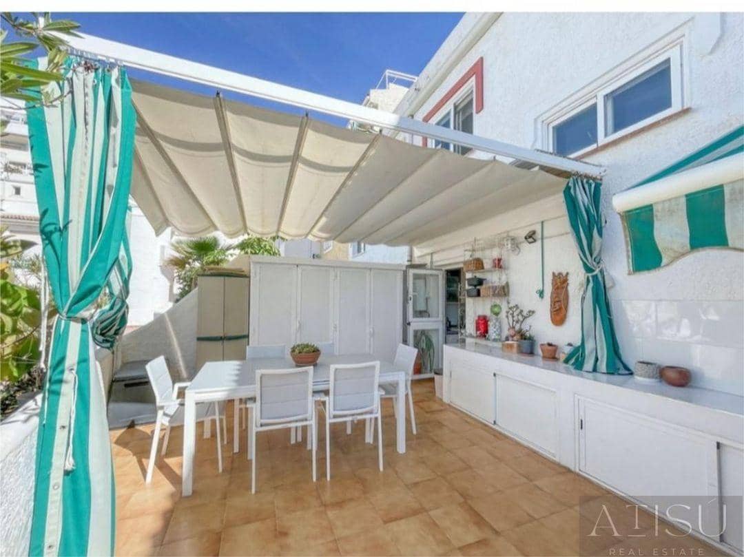 Chalet de 2 habitaciones en Benidorm en venta con piscina garaje - 275.000 € (Ref: 9894816)