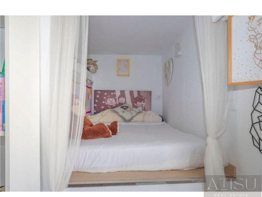 Chalet de 2 habitaciones en Benidorm en venta con piscina garaje - 275.000 € (Ref: 9894816)