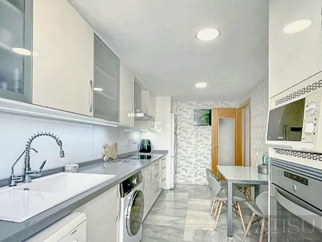 2 chambre Villa/Maison à vendre à Playa Poniente, Benidorm avec piscine garage - 275 000 € (Ref: 9894816)