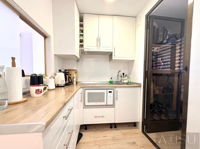 1 quarto Apartamento para venda em Playa Poniente, Benidorm com piscina garagem - 320 000 € (Ref: 9894817)