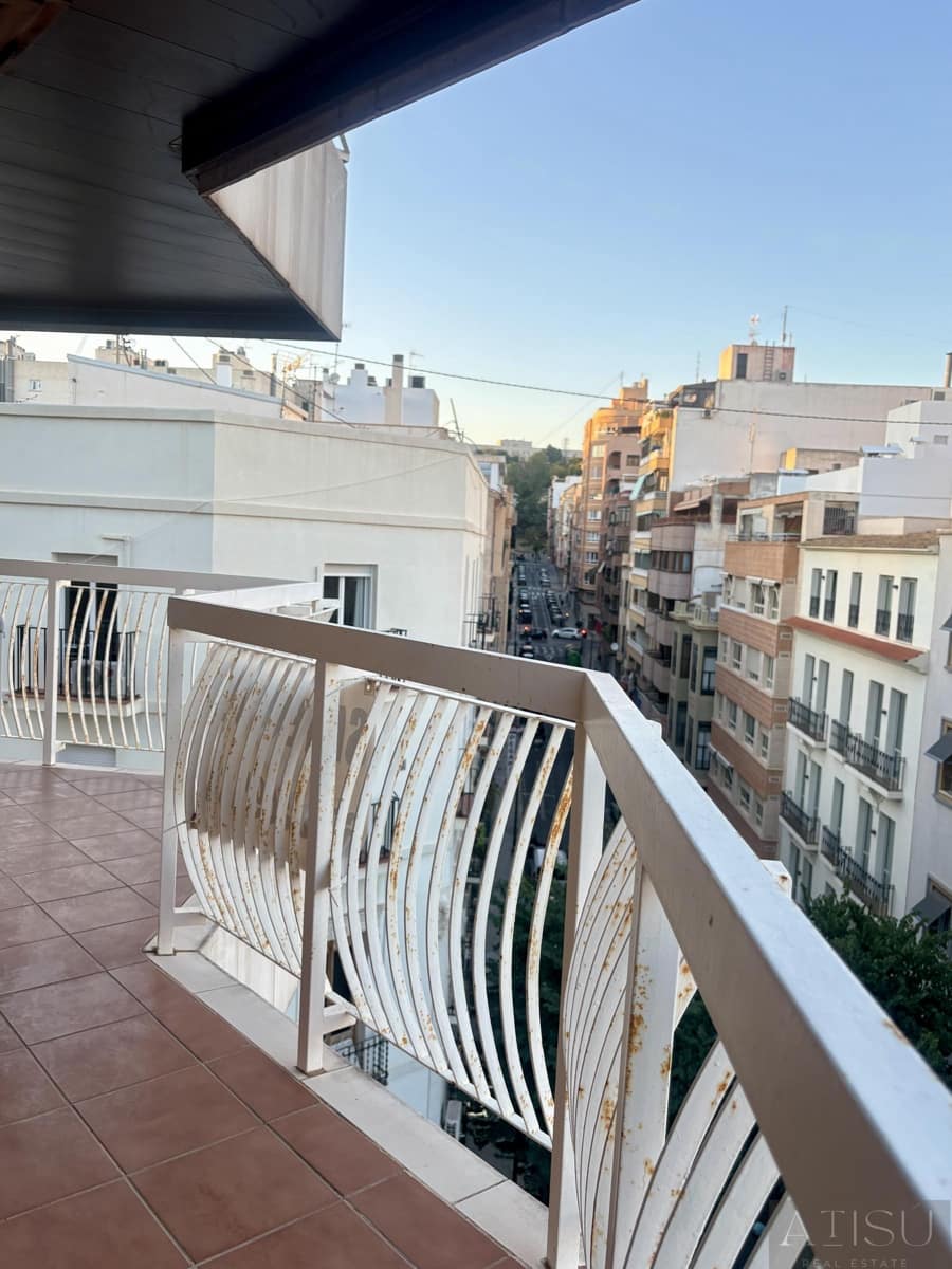 6 bedroom Apartment for sale in Alicante / Alacant city - € 600,000 (Ref: 9894818)