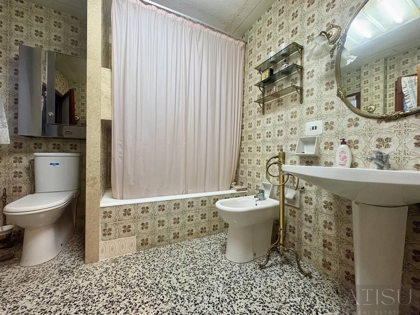 6 bedroom Apartment for sale in Alicante / Alacant city - € 600,000 (Ref: 9894818)