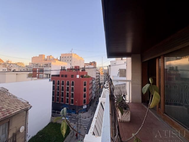 6 bedroom Apartment for sale in Mercado, Alicante / Alacant city - € 600,000 (Ref: 9894818)