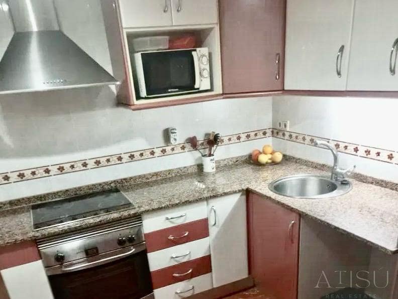3 bedroom Flat for sale in Benidorm with garage - € 290,000 (Ref: 9894820)