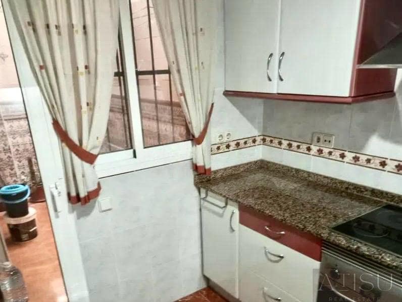 3 bedroom Flat for sale in Benidorm with garage - € 290,000 (Ref: 9894820)
