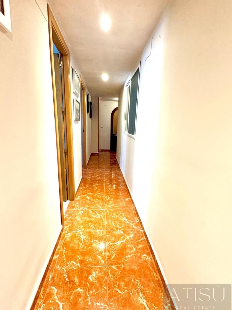 3 bedroom Flat for sale in Benidorm with garage - € 290,000 (Ref: 9894820)