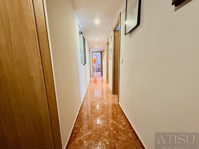 3 bedroom Flat for sale in Colonia Madrid, Benidorm with garage - € 290,000 (Ref: 9894820)