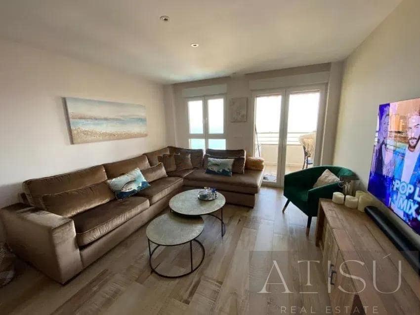 3 bedroom Apartment for rent in El Campello with pool garage - € 2,400 (Ref: 9894821)