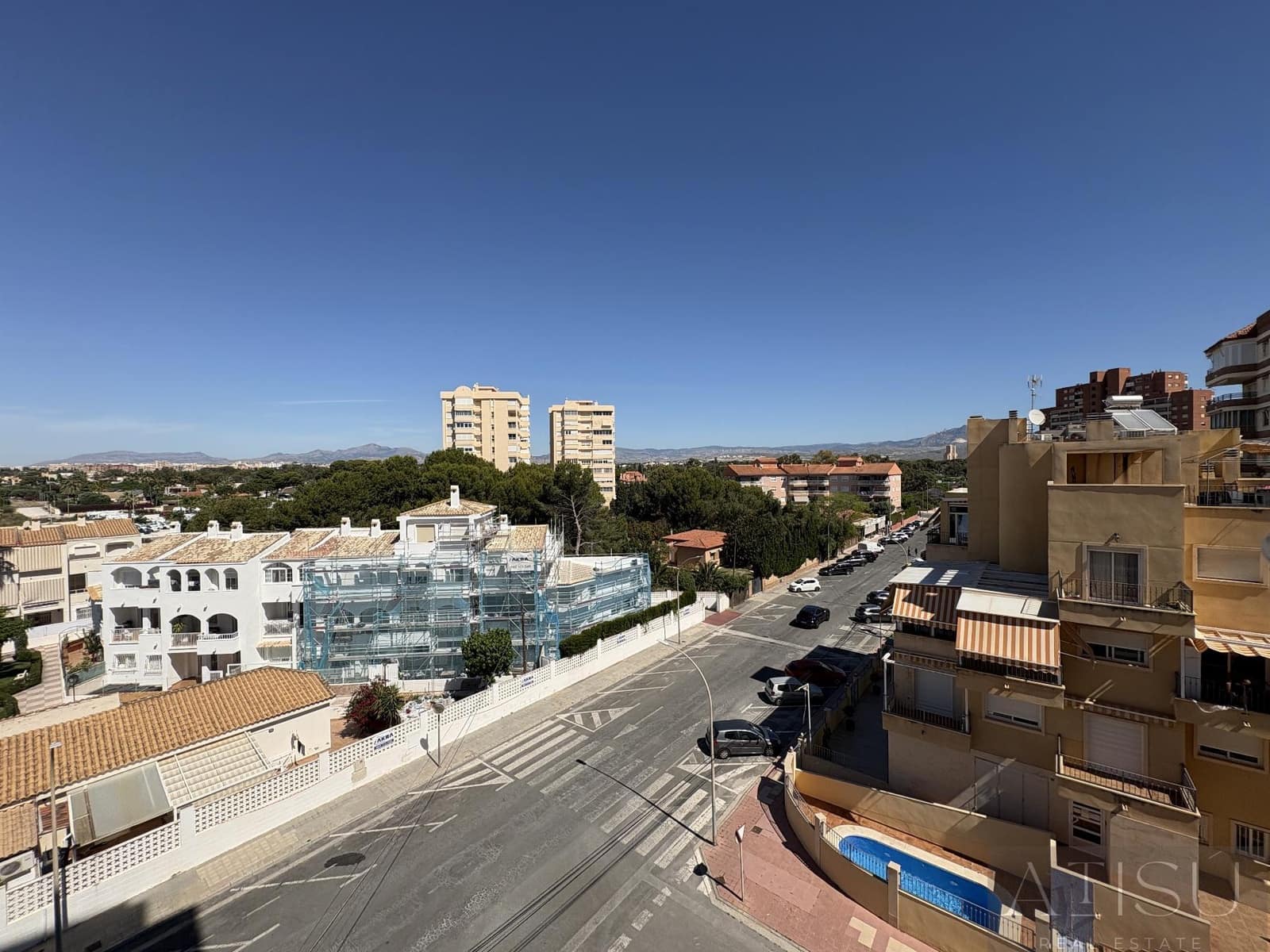 3 slaapkamer Flat te koop in Playa de Muchavista met zwembad - € 350.000 (Ref: 9894823)