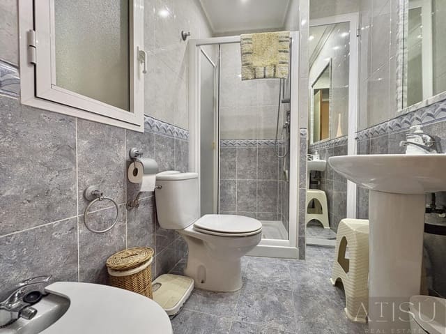 3 slaapkamer Flat te koop in Playa de Muchavista, El Campello met zwembad - € 350.000 (Ref: 9894823)