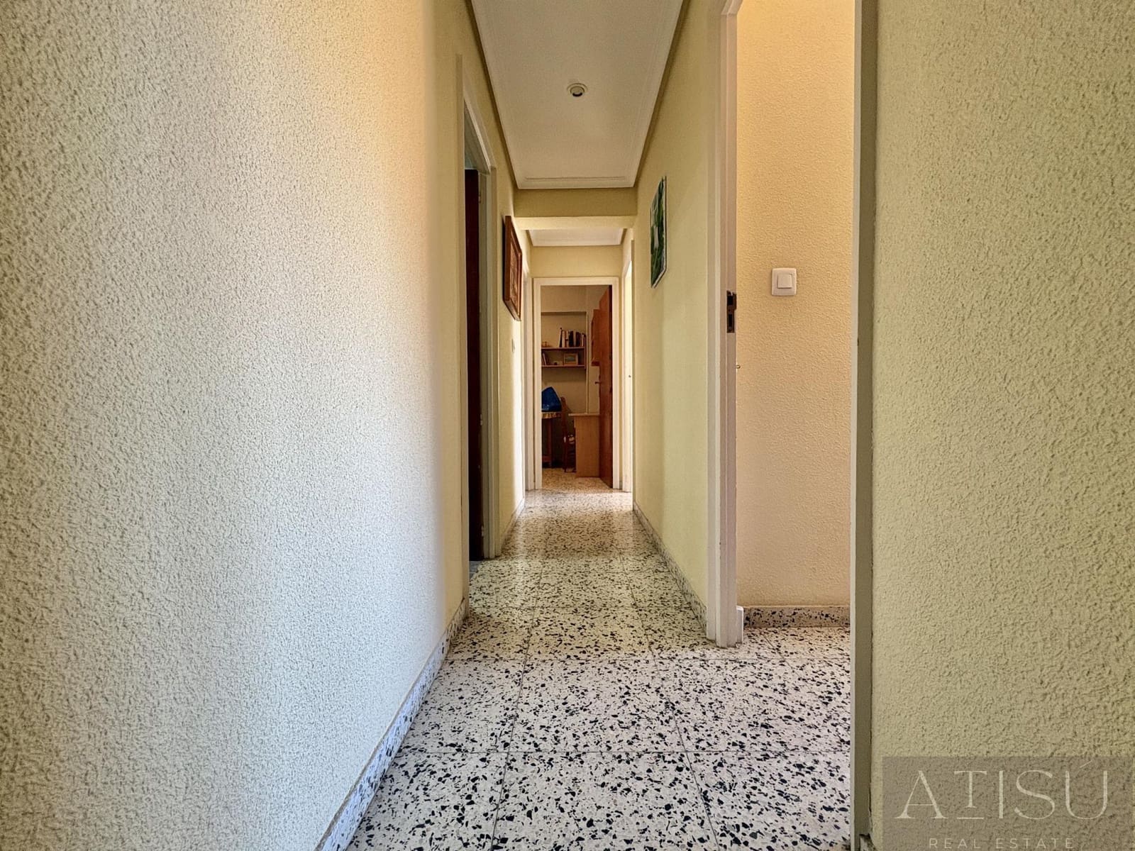 3 slaapkamer Flat te koop in Playa de Muchavista met zwembad - € 350.000 (Ref: 9894823)
