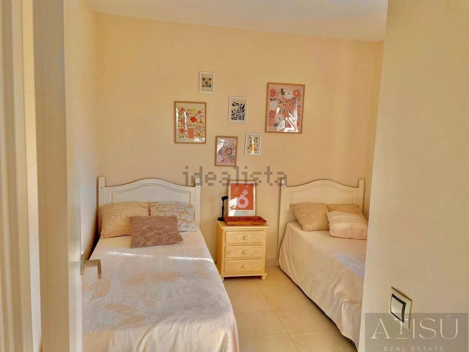 Ático de 2 habitaciones en Benidorm en venta con piscina - 315.000 € (Ref: 9894826)